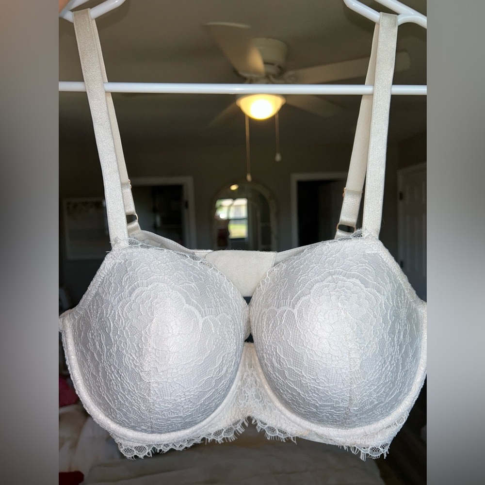 Victoria’s Secret Dream Angel Bra
